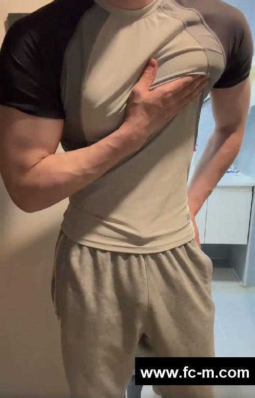 穿对衣服才显大