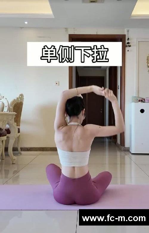 每日体态练习｜气质真的比长相重要 背巨薄！