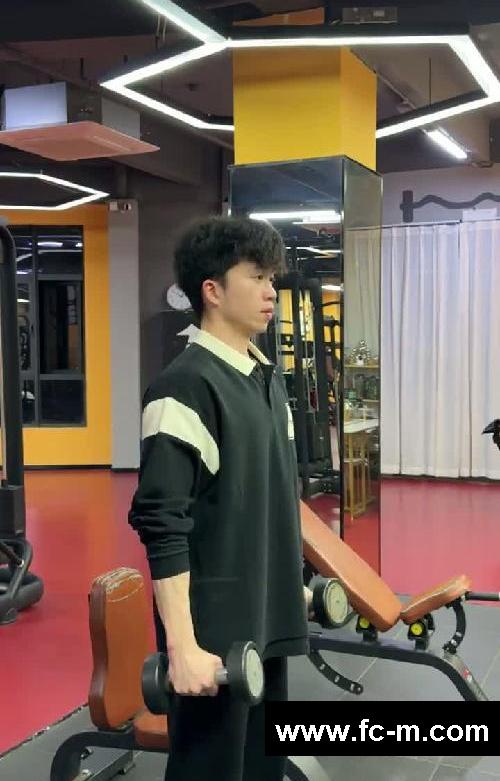 新手健身房一周3练｜肩部训练✅私教讲解版