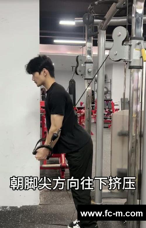 大学一年多时间我是怎么从100多斤到130斤的