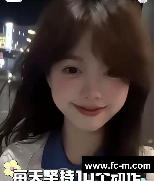 健身房同款动作减脂瘦全身