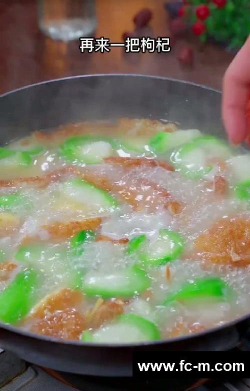 夏季一定要多喝这些养生汤哦！