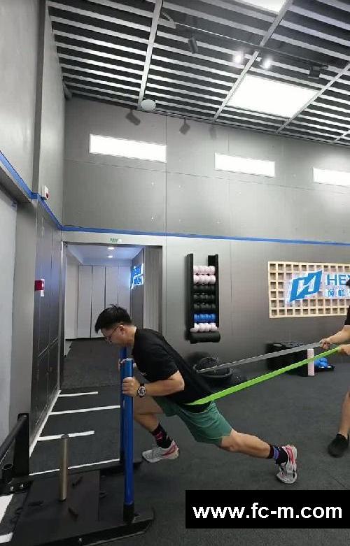 足球加速秘籍:5秒变赛场猎豹
