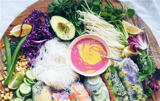 节食减肥可以吃瓜子吗，节食减肥可以吃什么水果